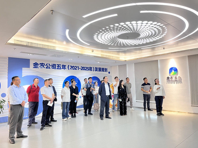 协会组织会员单位赴江苏开展学习交流活动