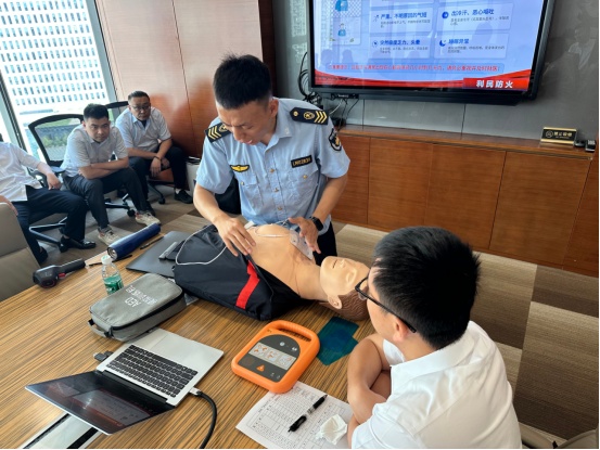 ff3a85ce-506d-4bf5-90c3-ea2b53b09427.jpg